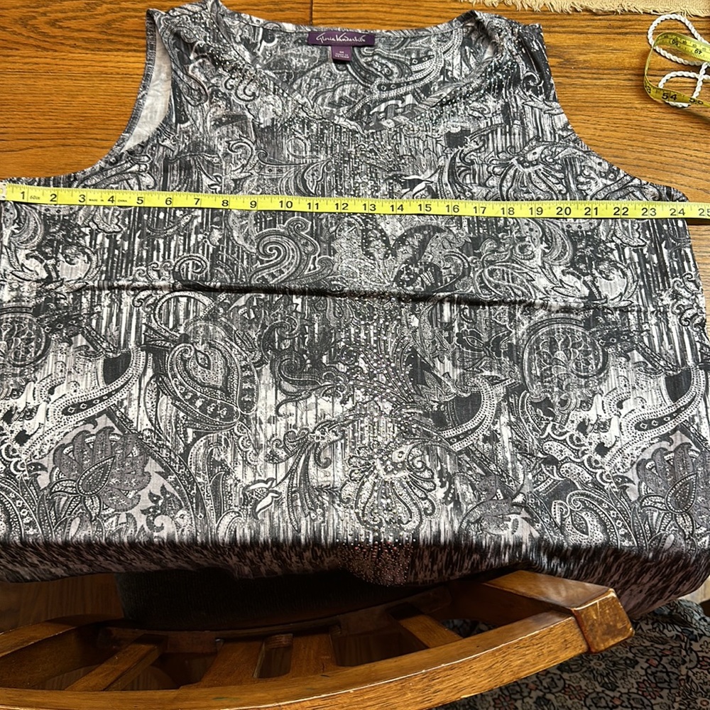 Gloria Vanderbilt sleeveless top, size 1x - Picture 5 of 6